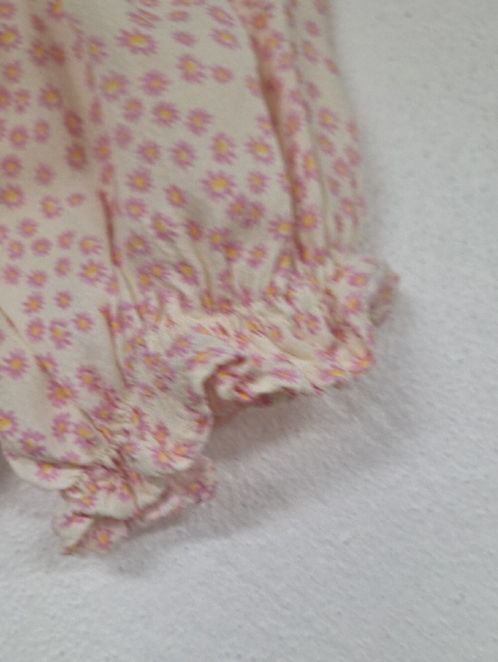 Smocked Pale Pink Floral V-Neck Mini Dress - Picture 9 of 12